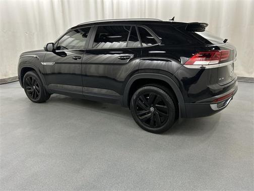 2022 Volkswagen Atlas Cross Sport 3.6L V6 SE w/Technology