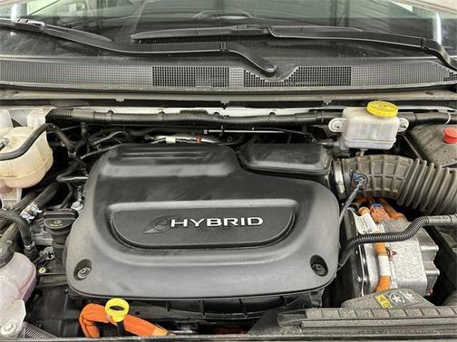 2023 Chrysler Pacifica Hybrid Touring L