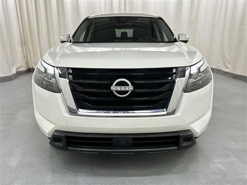 2025 Nissan Pathfinder SV 4WD