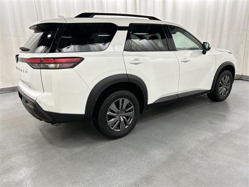 2025 Nissan Pathfinder SV 4WD