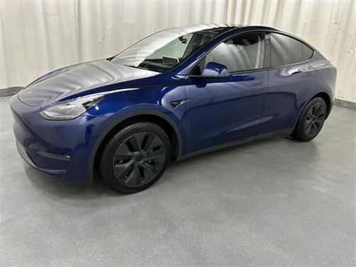 2025 Tesla Model Y Long Range Dual Motor All-Wheel Drive