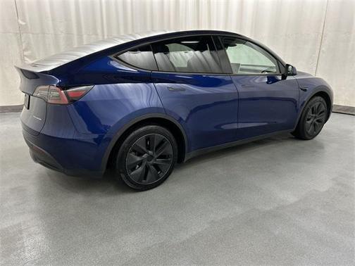 2025 Tesla Model Y Long Range Dual Motor All-Wheel Drive