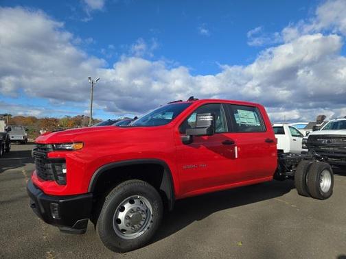 2025 Chevrolet Silverado 3500 WT