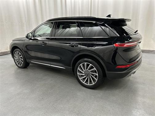 2025 Lincoln Corsair Reserve