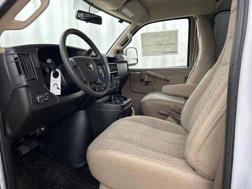 Summit White 2026 Chevrolet Express 2500 Work Van
