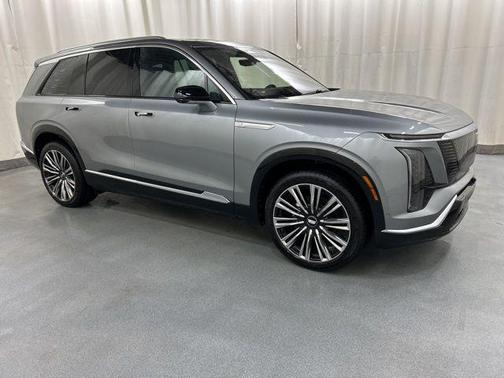 Argent Silver Metallic 2026 Cadillac VISTIQ Premium Luxury