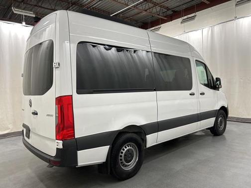 2024 Mercedes-Benz Sprinter 2500 Standard Roof