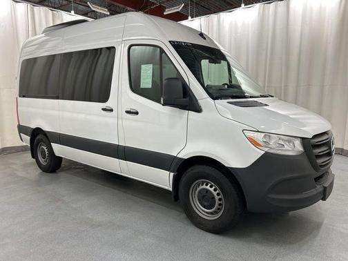 2024 Mercedes-Benz Sprinter 2500 Standard Roof