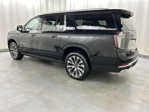 Black 2026 Chevrolet Suburban High Country, 4WD