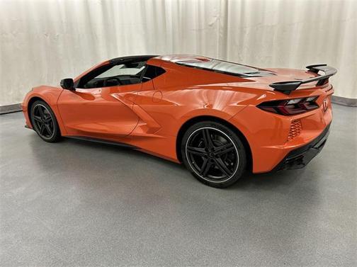 2025 Chevrolet Corvette Stingray w/2LT