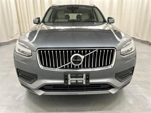 2020 Volvo XC90 T5 Momentum