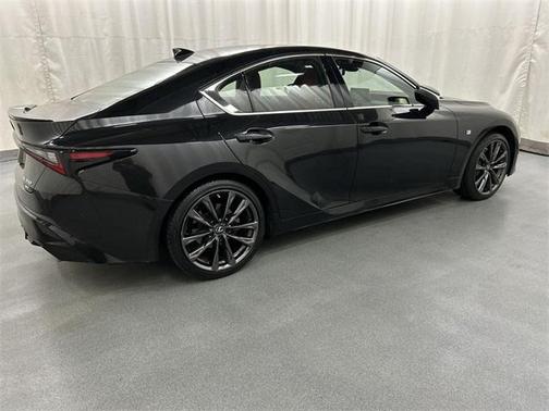2022 Lexus IS 350 Base