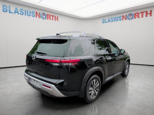 Super Black 2023 Nissan Pathfinder SL 4WD