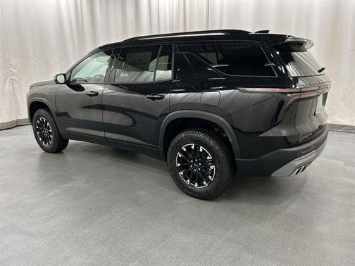 Mosaic Black Metallic 2026 Chevrolet Traverse AWD Z71