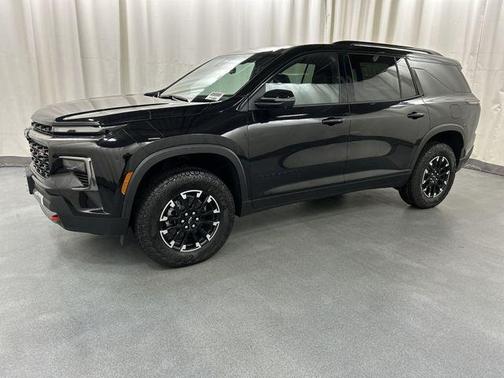Mosaic Black Metallic 2026 Chevrolet Traverse AWD Z71