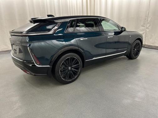 2025 Cadillac LYRIQ Luxury w/1SC