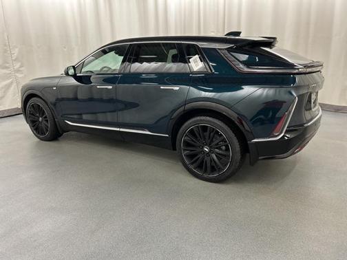 2025 Cadillac LYRIQ Luxury w/1SC