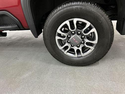 2025 GMC Sierra 2500 AT4