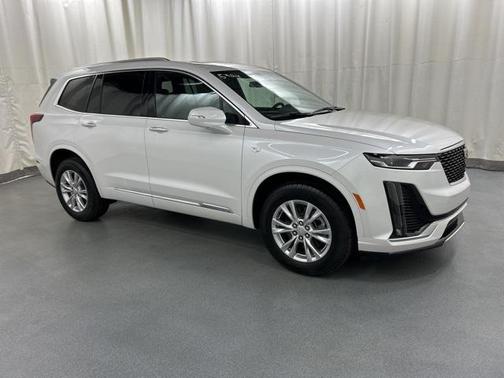 2025 Cadillac XT6 Luxury AWD