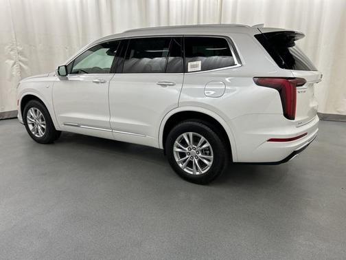 2025 Cadillac XT6 Luxury AWD