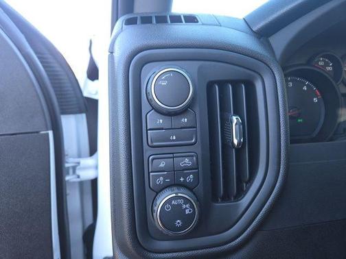 Summit White 2025 Chevrolet Silverado 3500 WT