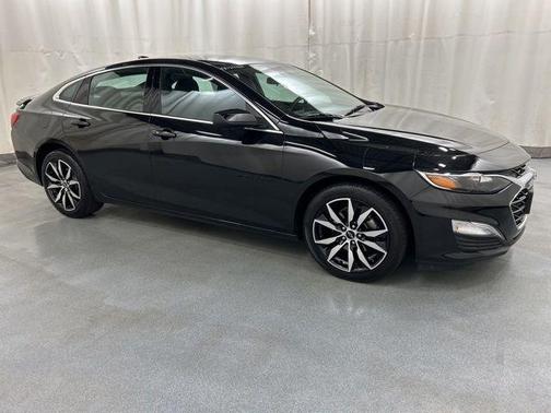 Mosaic Black Metallic 2023 Chevrolet Malibu FWD RS