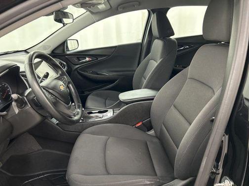 Mosaic Black Metallic 2023 Chevrolet Malibu FWD RS