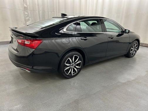 Mosaic Black Metallic 2023 Chevrolet Malibu FWD RS