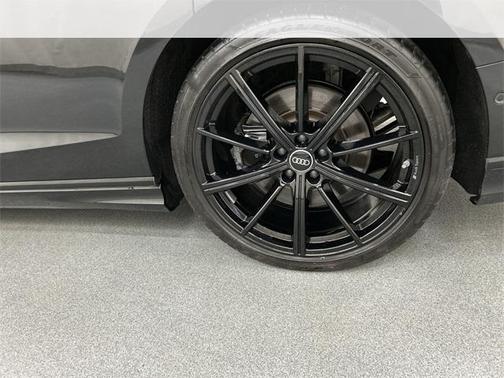 2022 Audi A8 L 55 TFSI quattro Tiptronic