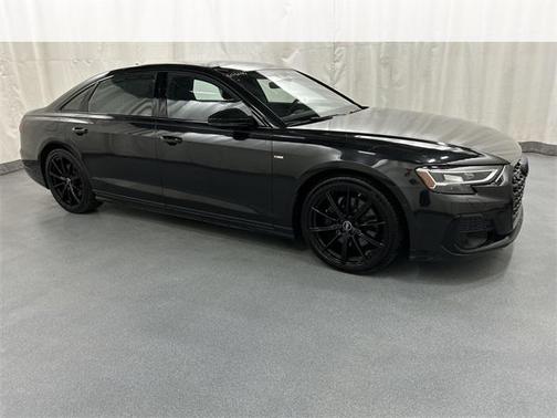 2022 Audi A8 L 55 TFSI quattro Tiptronic