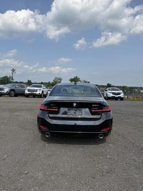 2024 BMW 330 i xDrive