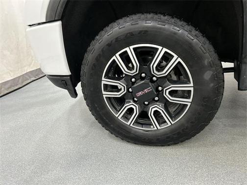 2023 GMC Sierra 2500 AT4