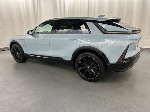 2025 Cadillac LYRIQ Sport w/1SJ