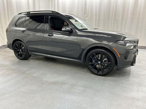 Dravit Grey Metallic 2023 BMW X7 xDrive40i
