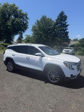 2022 GMC Terrain SLT