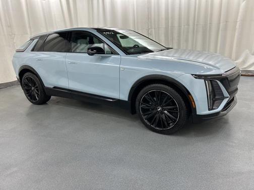 2025 Cadillac LYRIQ Sport w/1SJ