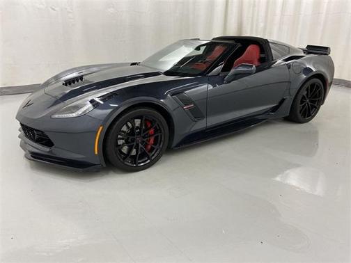 Shadow Gray Metallic 2019 Chevrolet Corvette Grand Sport