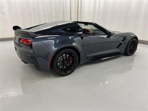 Shadow Gray Metallic 2019 Chevrolet Corvette Grand Sport