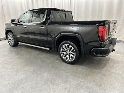Onyx Black 2023 GMC Sierra 1500 Denali