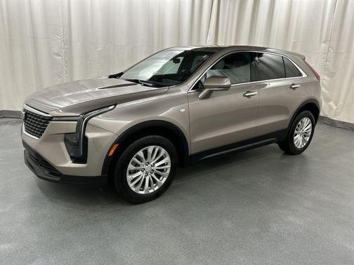 2024 Cadillac XT4 Luxury