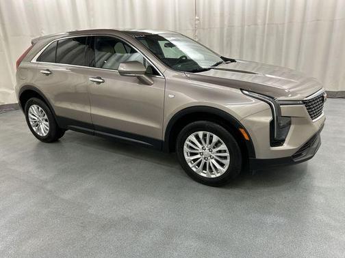 2024 Cadillac XT4 Luxury