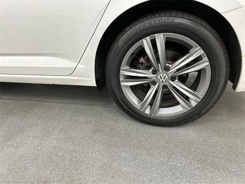 2020 Volkswagen Jetta 1.4T R-Line