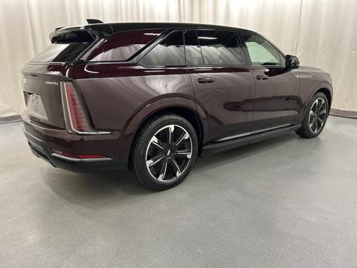 2025 Cadillac Escalade IQ Sport 2