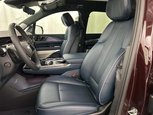 2025 Cadillac Escalade IQ Sport 2