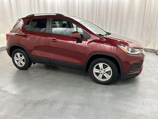 Crimson Metallic 2021 Chevrolet Trax LT