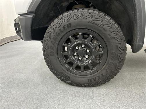 2023 GMC Sierra 1500 AT4X