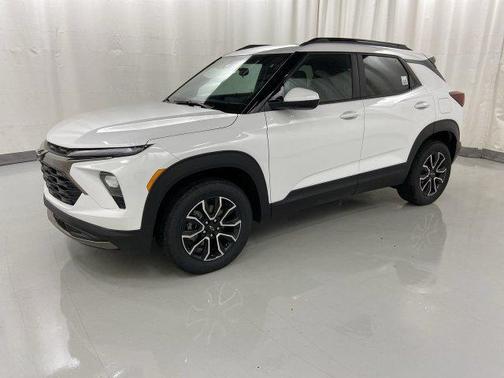 Summit White 2024 Chevrolet Trailblazer ACTIV