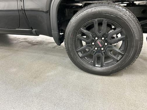 Onyx Black 2026 GMC Sierra 1500 Elevation