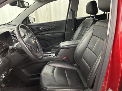 Cherry Red Tintcoat 2022 Chevrolet Equinox Premier w/1LZ