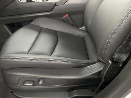 2025 Cadillac XT6 Luxury AWD